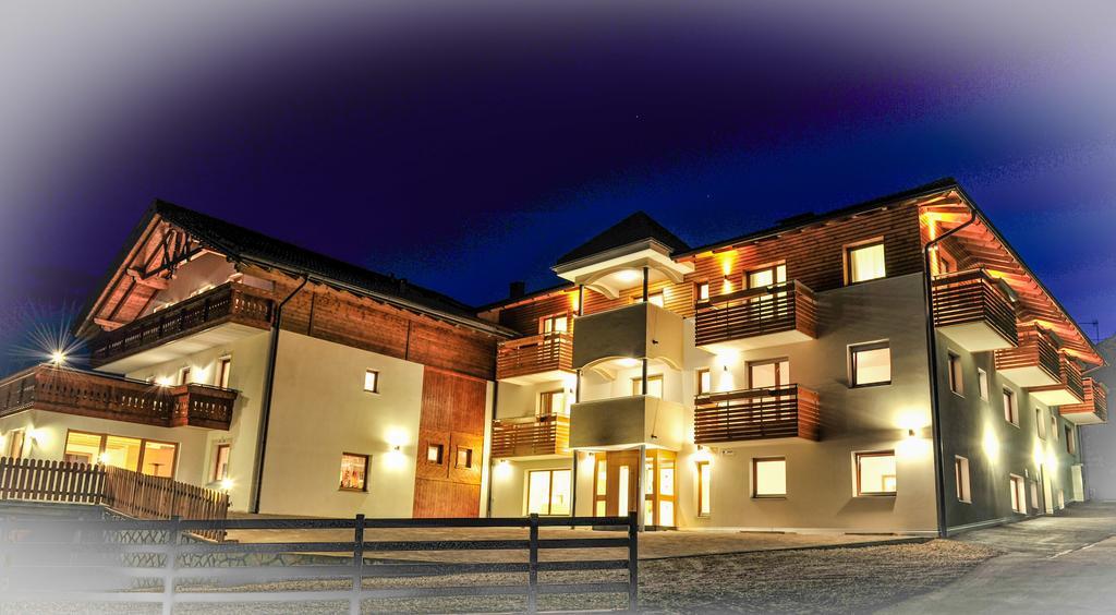 Hotel Der Brunnerhof Rio di Pusteria Exterior foto